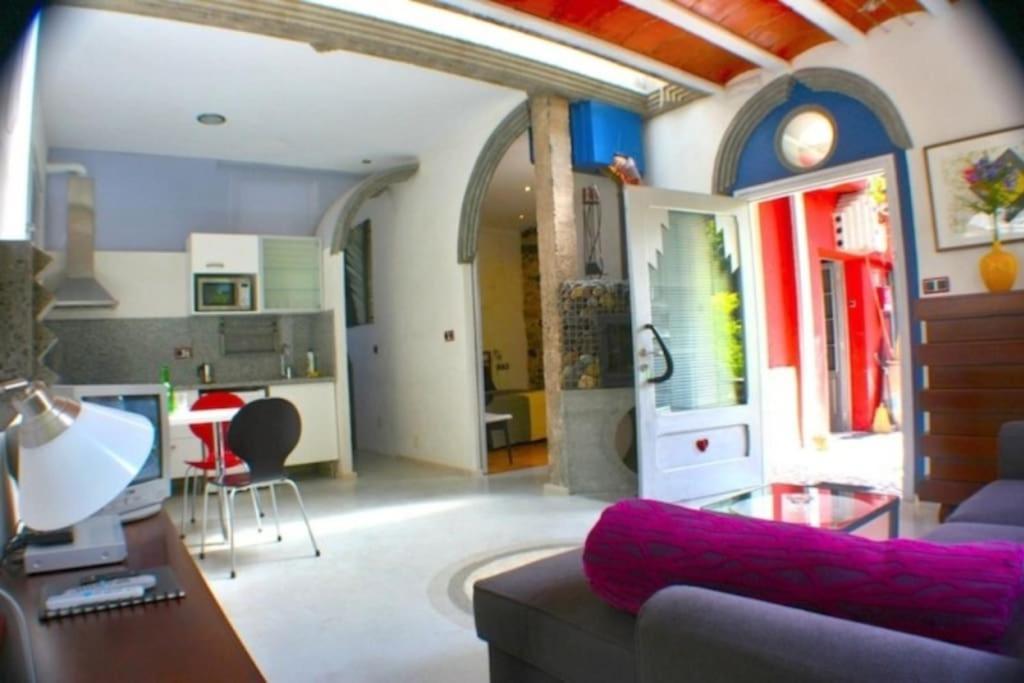 Apartamento Zentral Club Neutron-Jacuzzi Belmonte De Miranda Exterior foto
