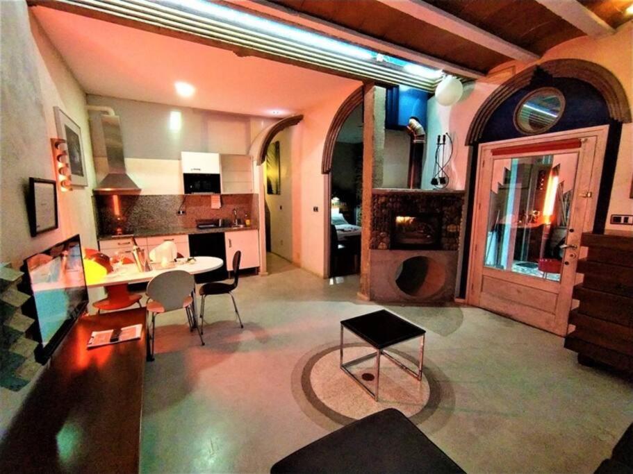 Apartamento Zentral Club Neutron-Jacuzzi Belmonte De Miranda Exterior foto